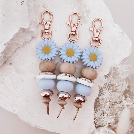 Lazy Daisy | Baby Blue Keychain